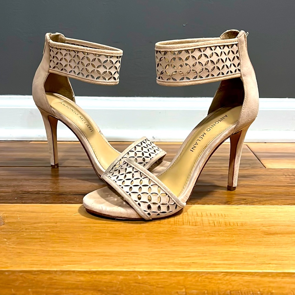 Antonio Melani ankle strap heels size 6
